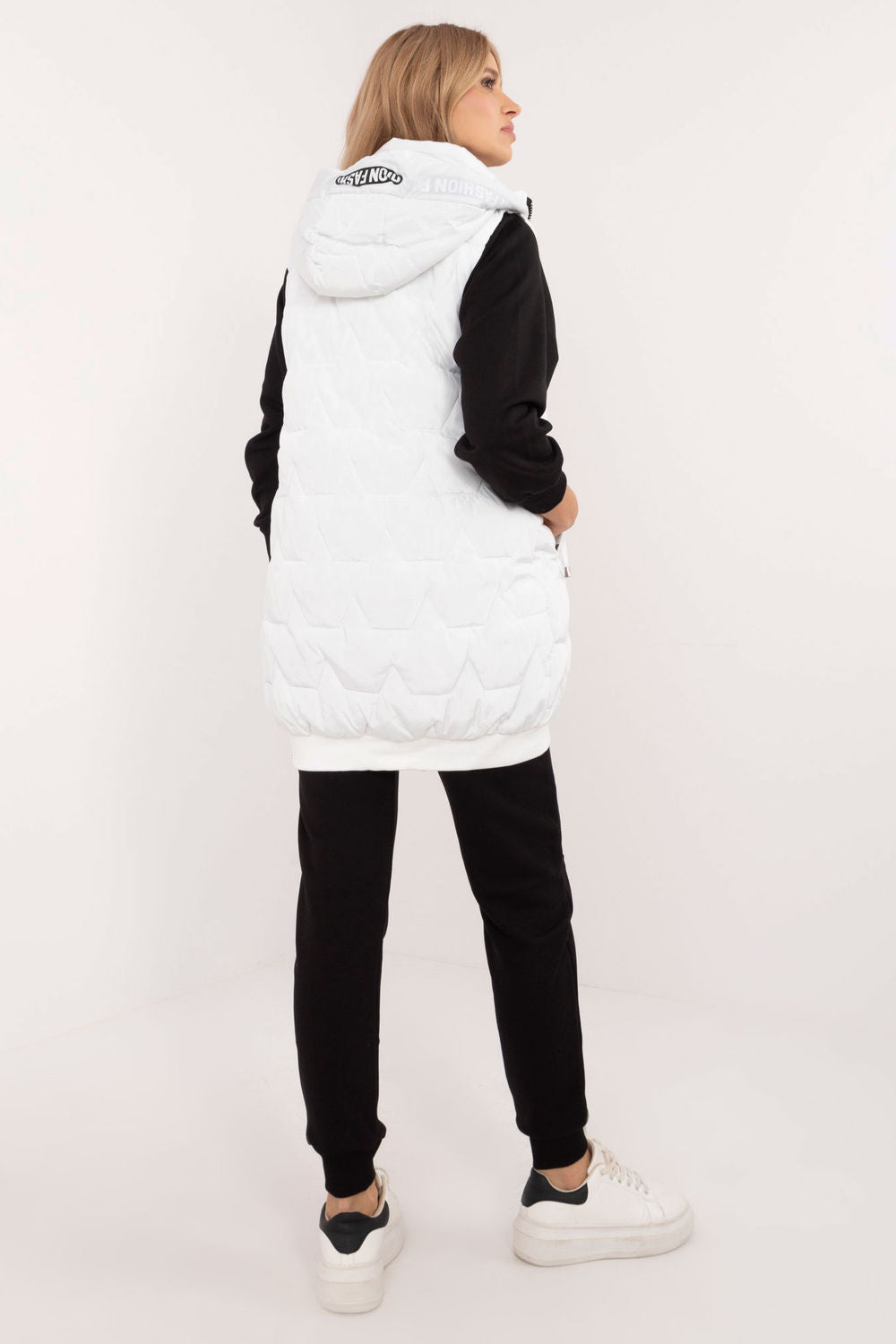 Vest model 202272 Factory Price