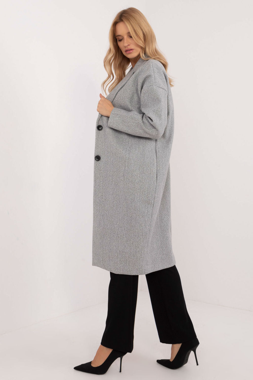Coat model 202301 Oh Bella