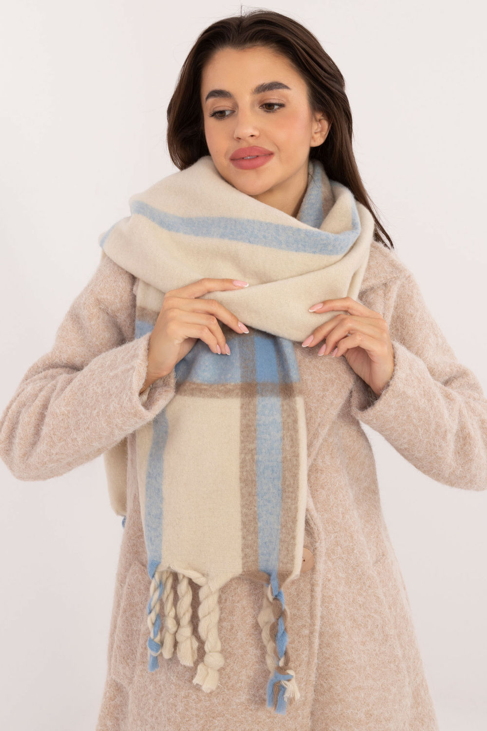 Scarf model 202570 AT