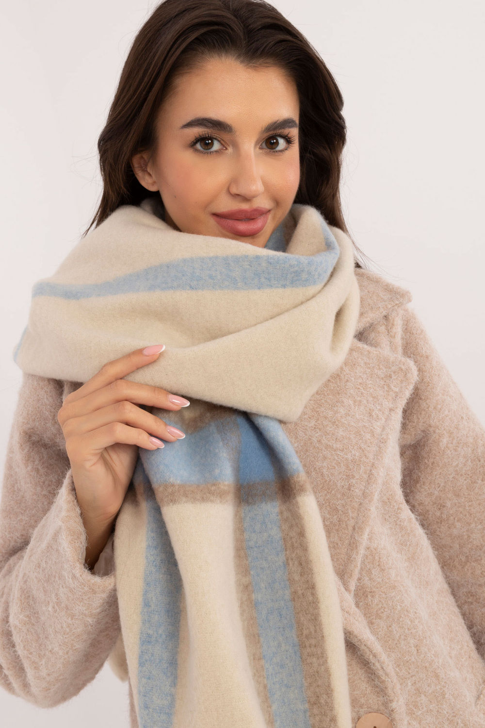 Scarf model 202570 AT