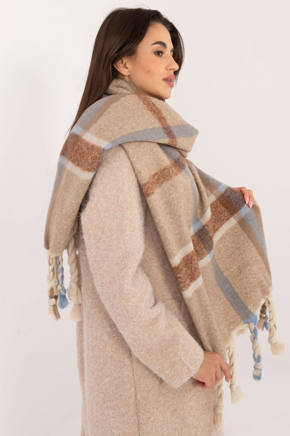Scarf model 202573 AT