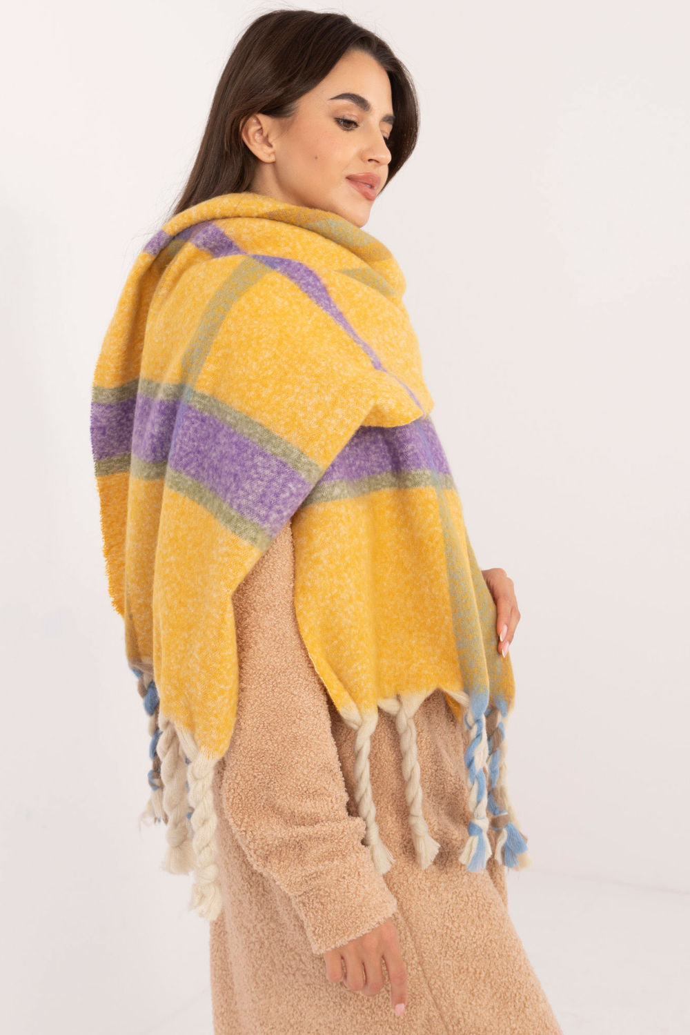 Scarf model 202574 AT