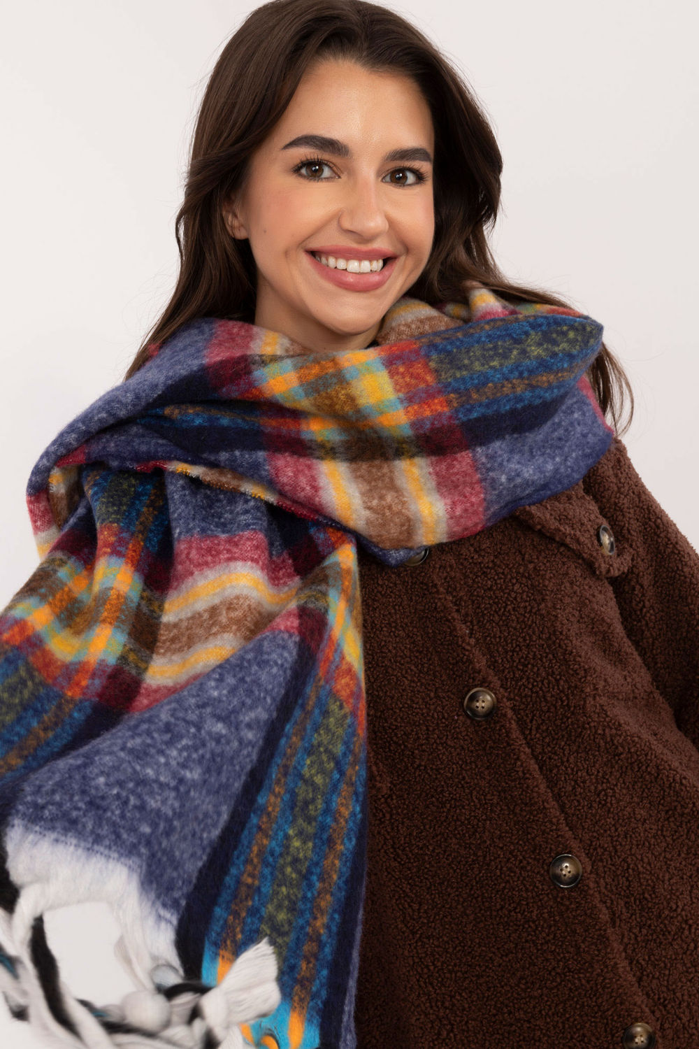 Scarf model 202581 AT