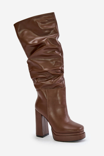Boots with heels model 202730 Step in style