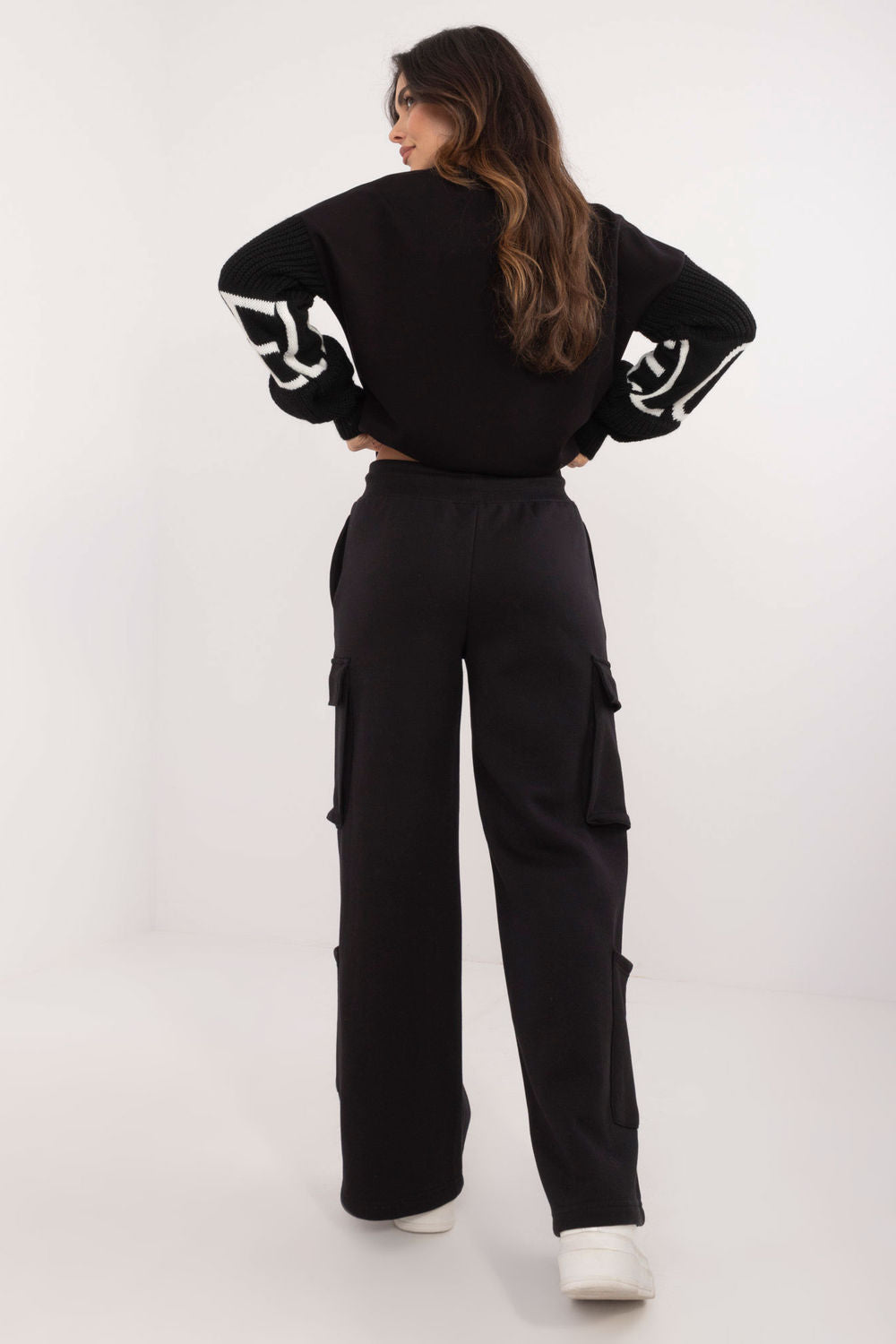 Sportanzug Hosen model 202946 Sublevel