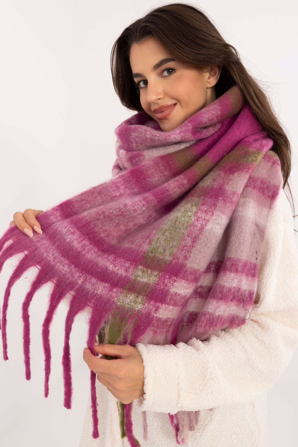 Scarf model 203173 AT