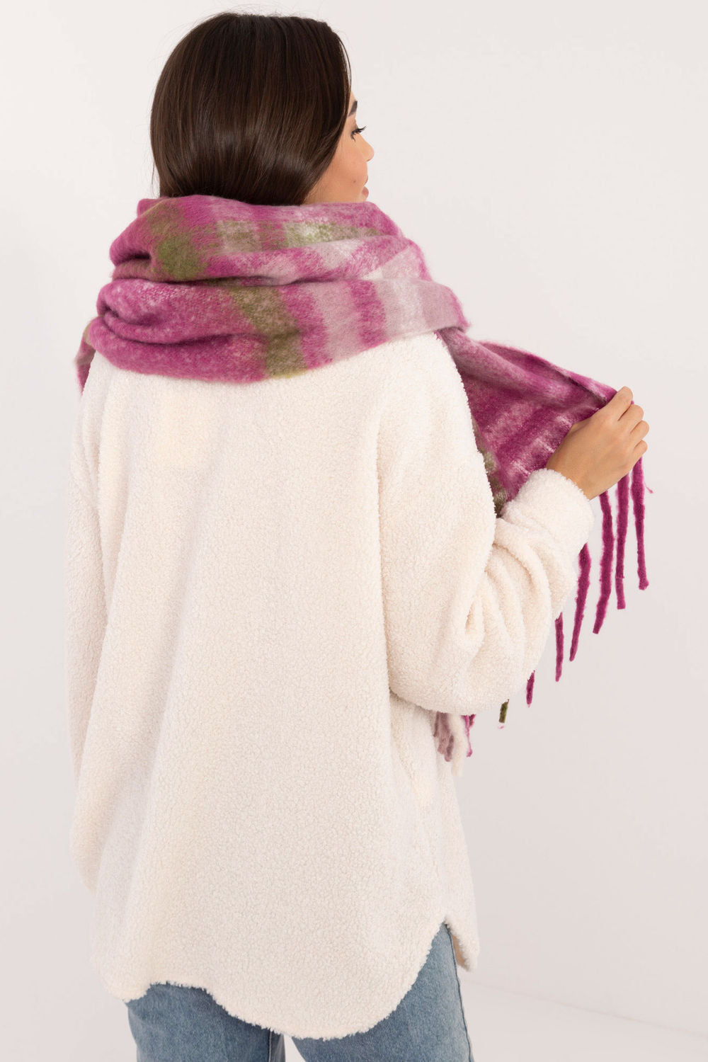 Scarf model 203173 AT