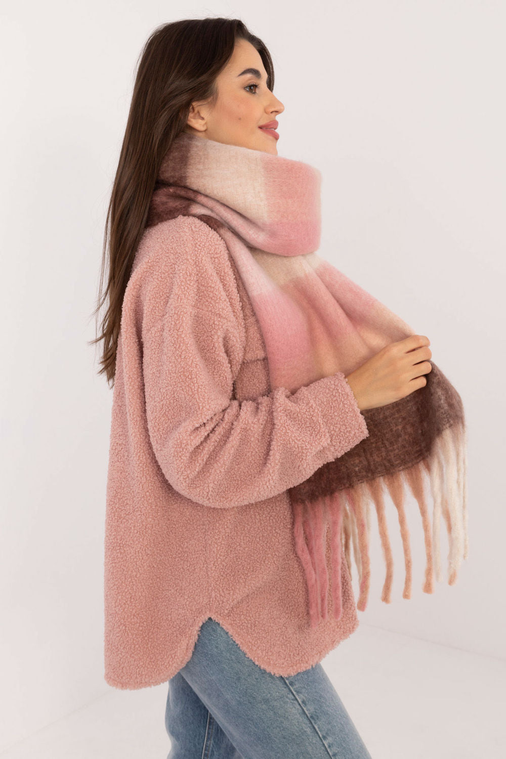 Scarf model 203179 AT