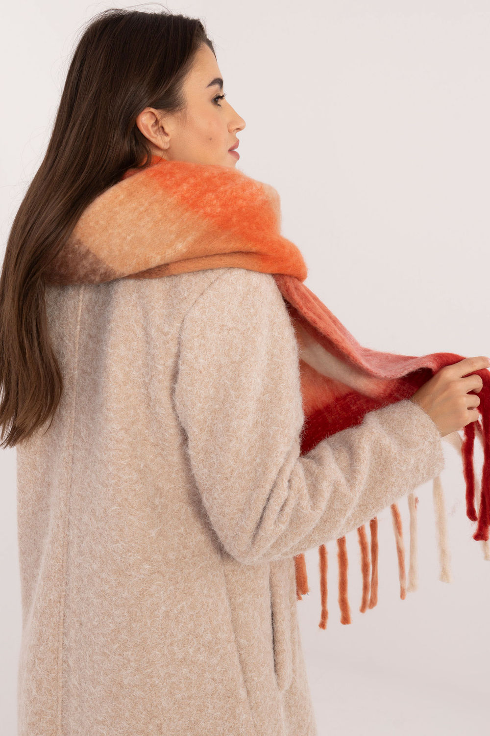 Scarf model 203180 AT