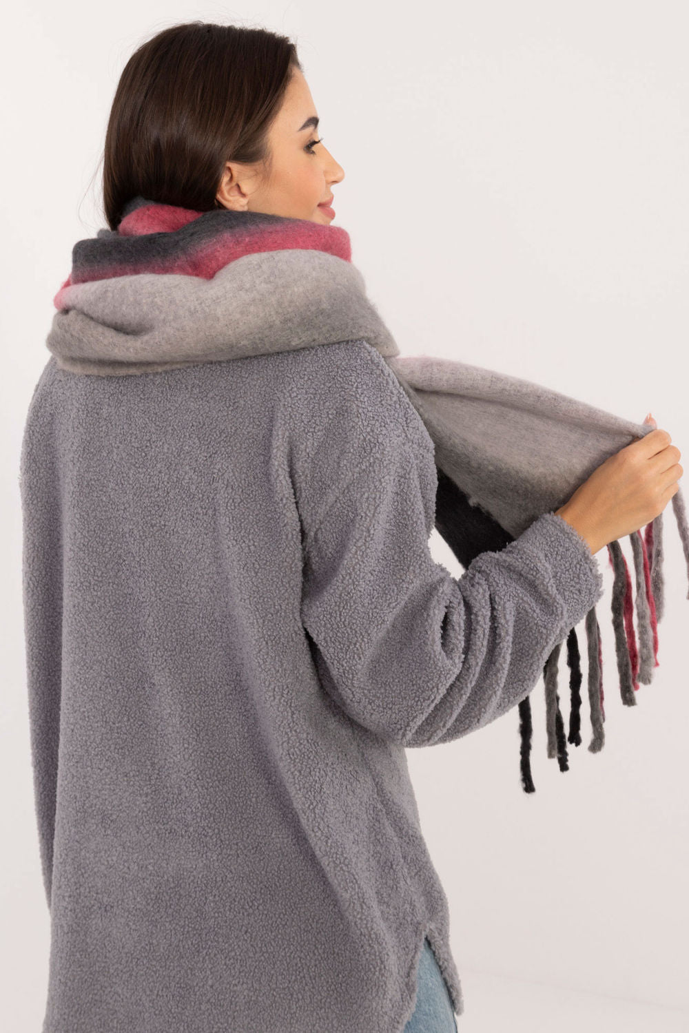 Scarf model 203182 AT