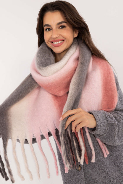 Scarf model 203184 AT