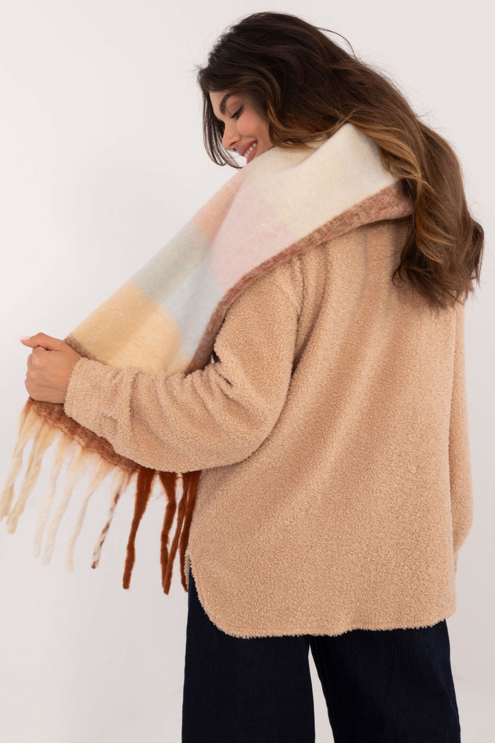 Scarf model 203187 AT