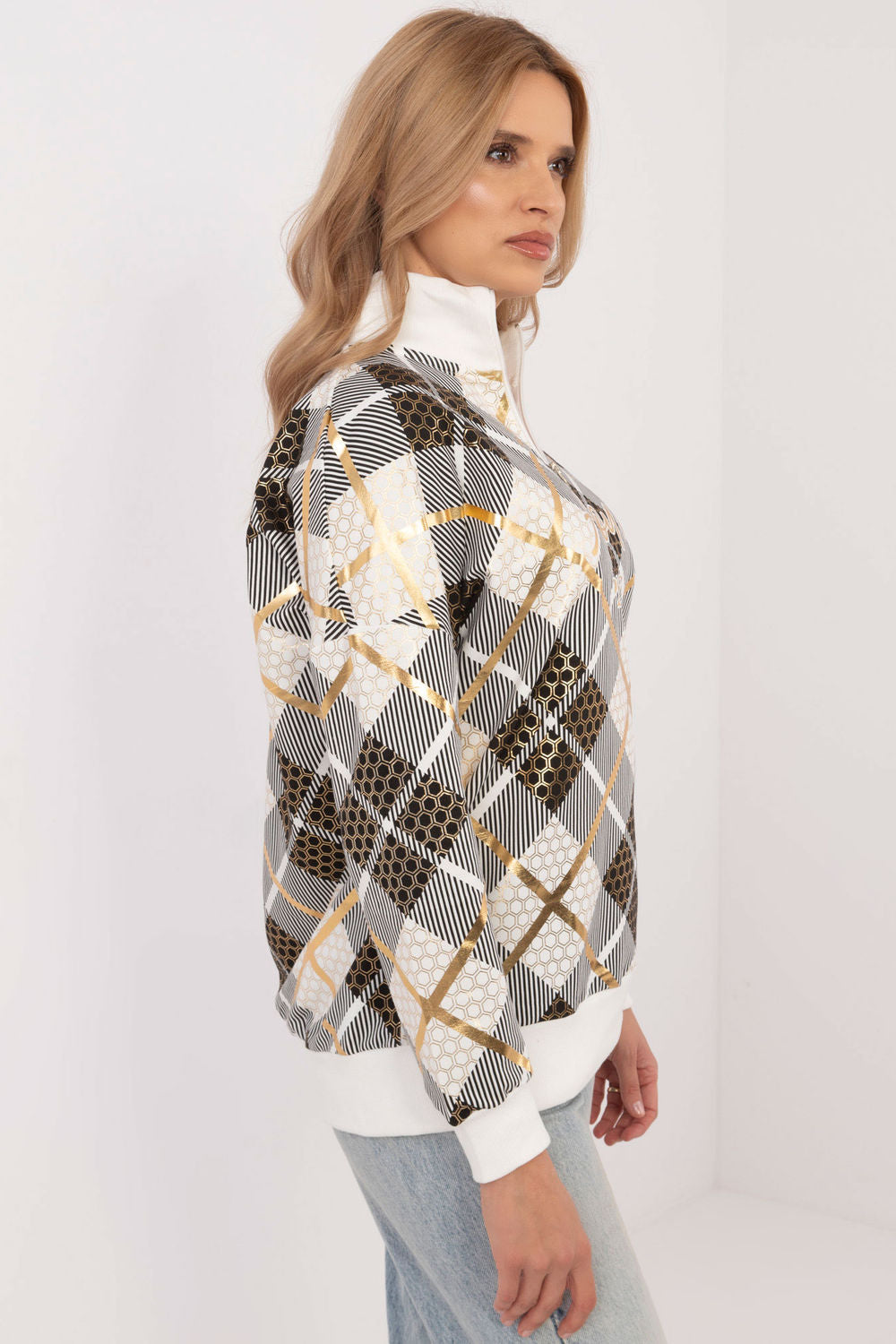 Sweater style 203682 Factory Price