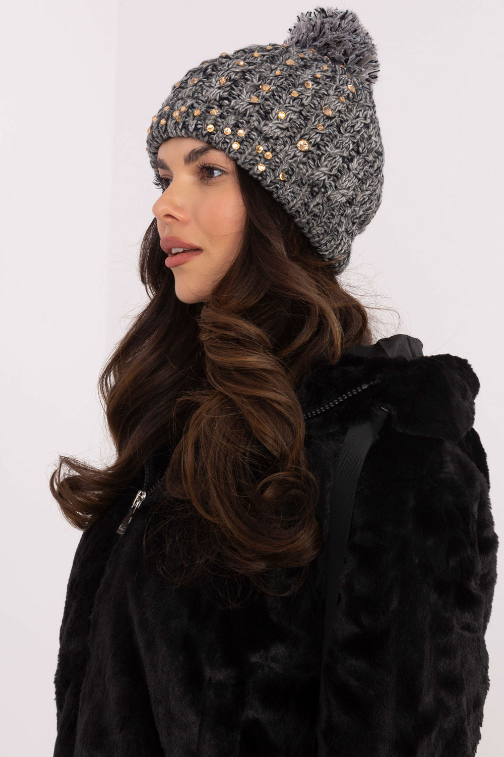 Beanie model 203842 AT