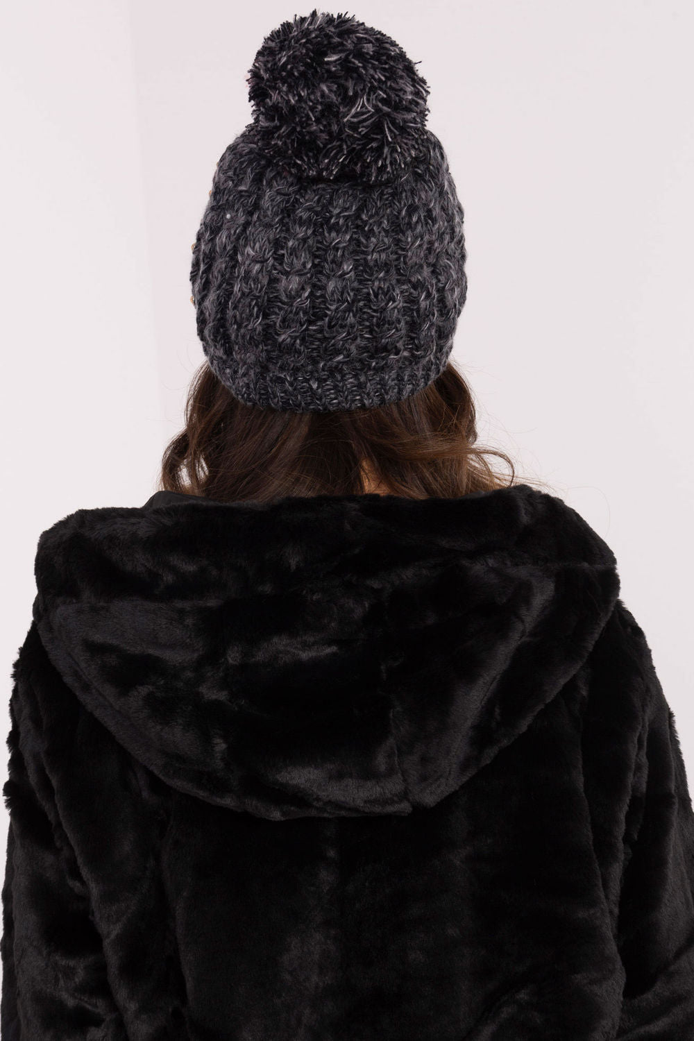 Beanie model 203843 AT
