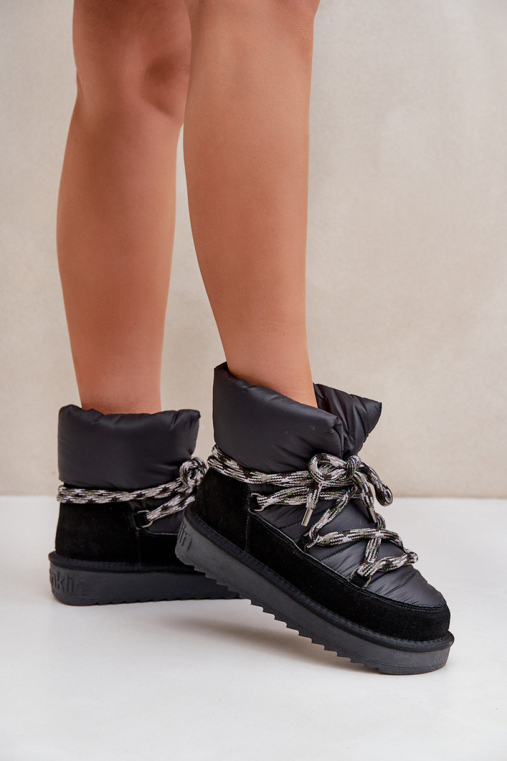 Snowshoes model 203896 Step in style