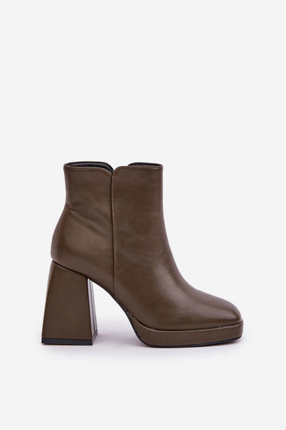 Ankle boots with heel model 204677 Step in style