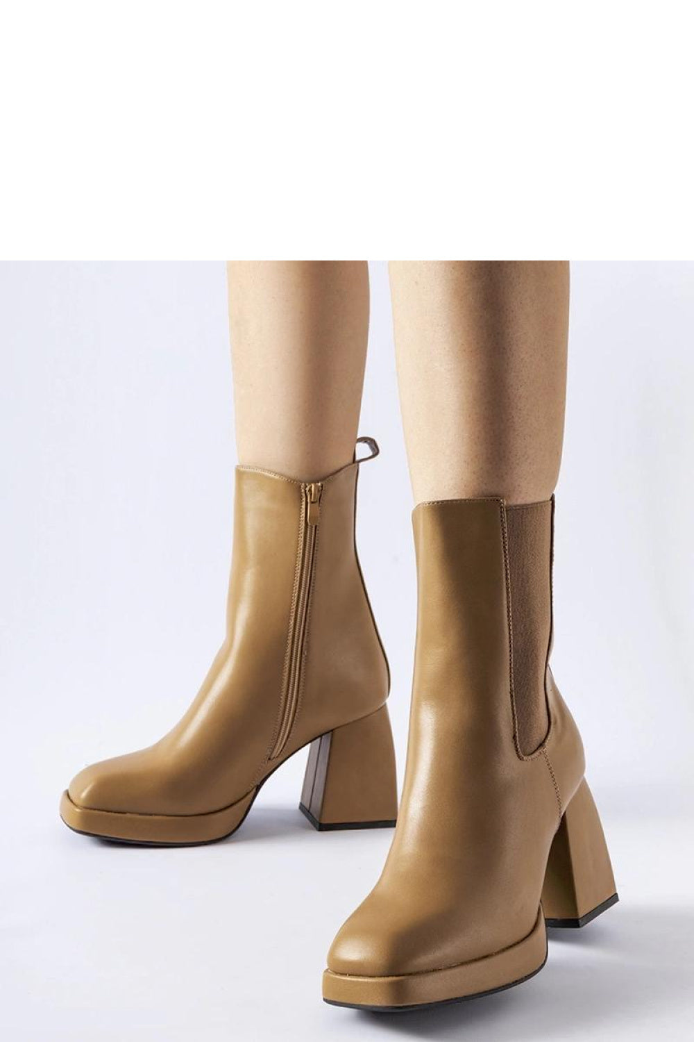 Ankle boots with heel model 204732 Solea