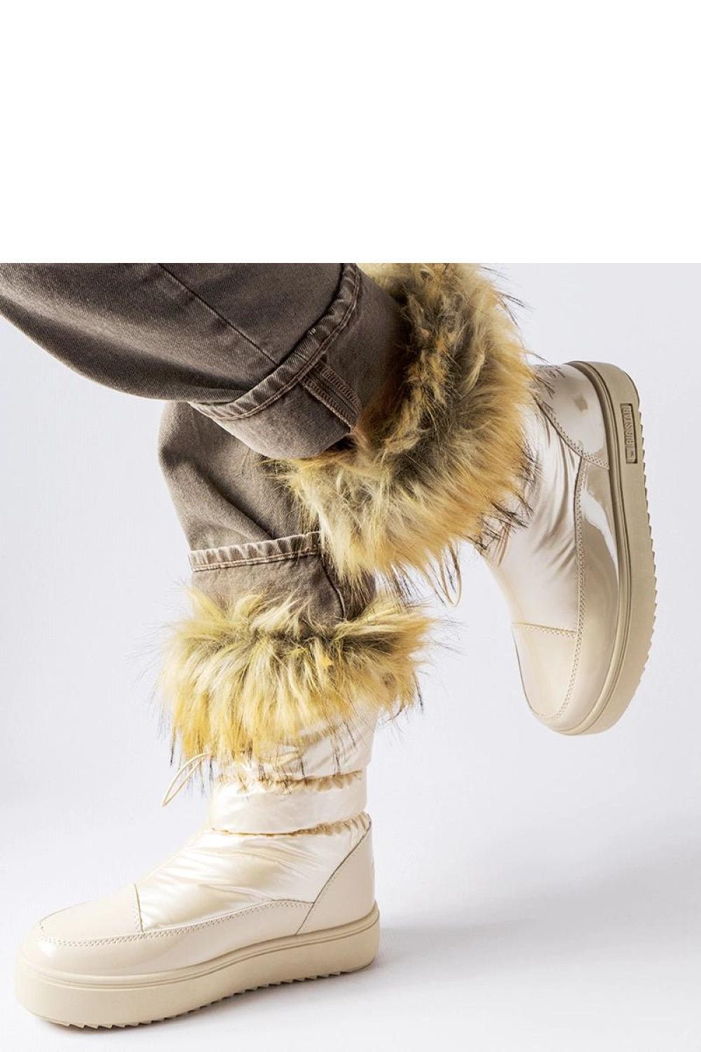 Snowshoes model 204834 Solea