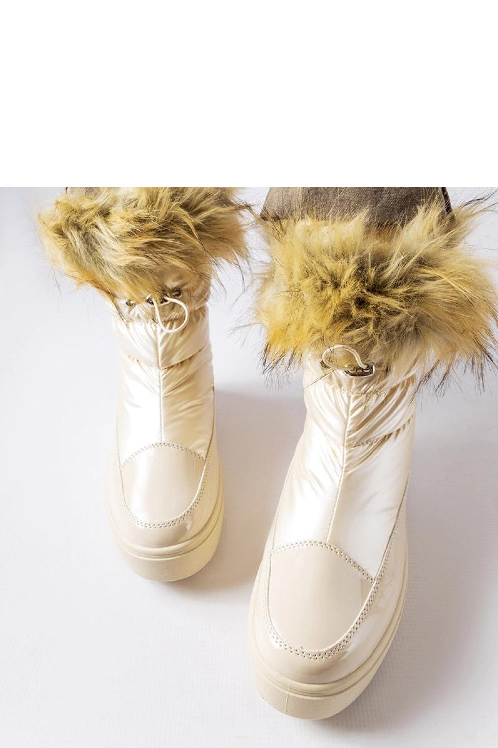 Snowshoes model 204834 Solea