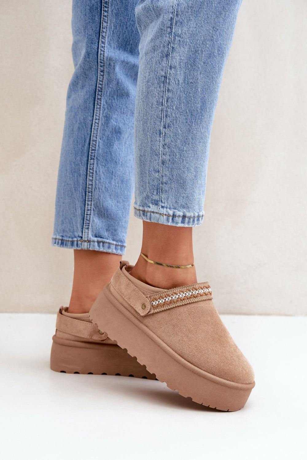 Snowshoes model 204869 Step in style