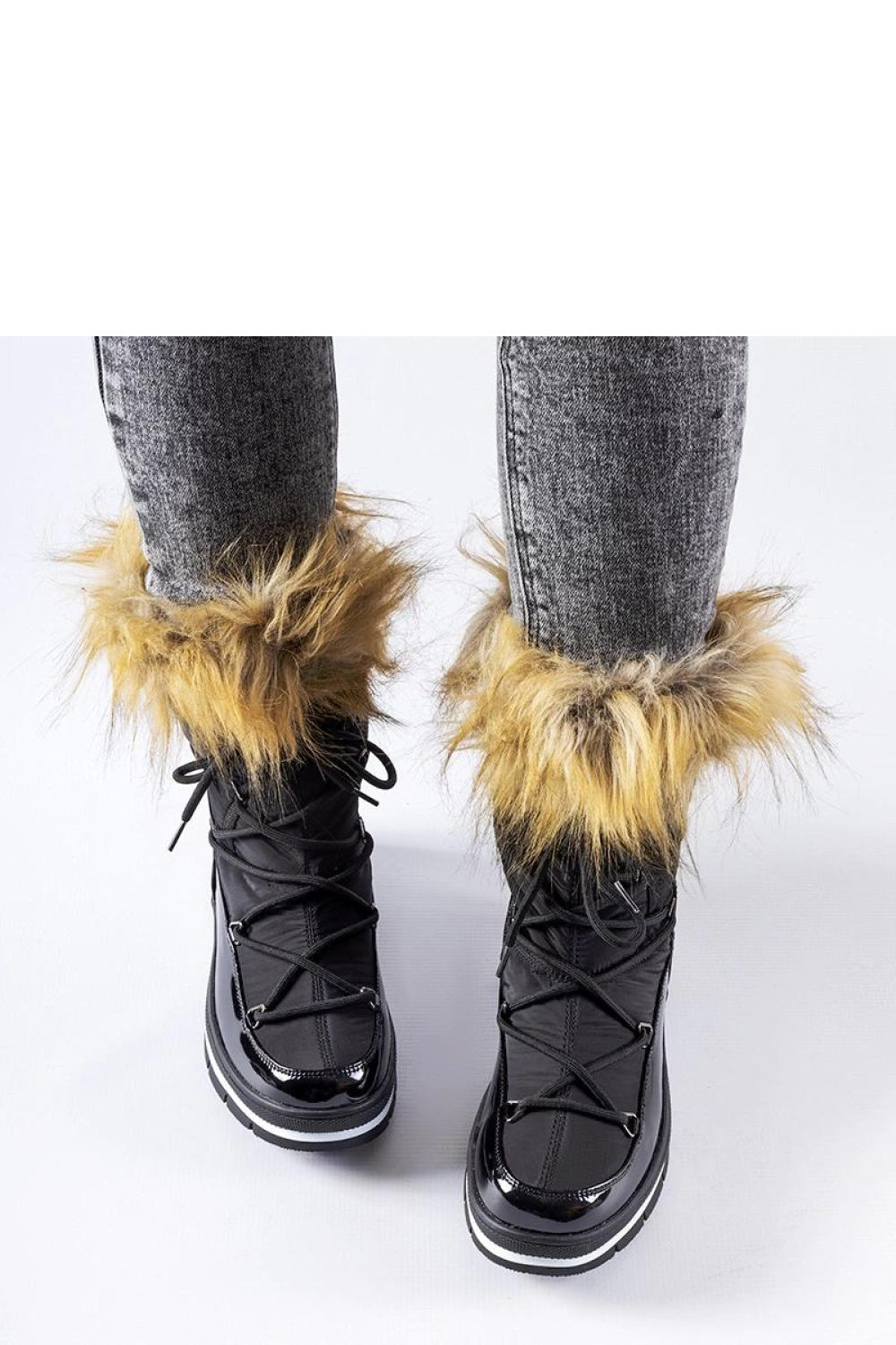 Snowshoes model 205815 Solea