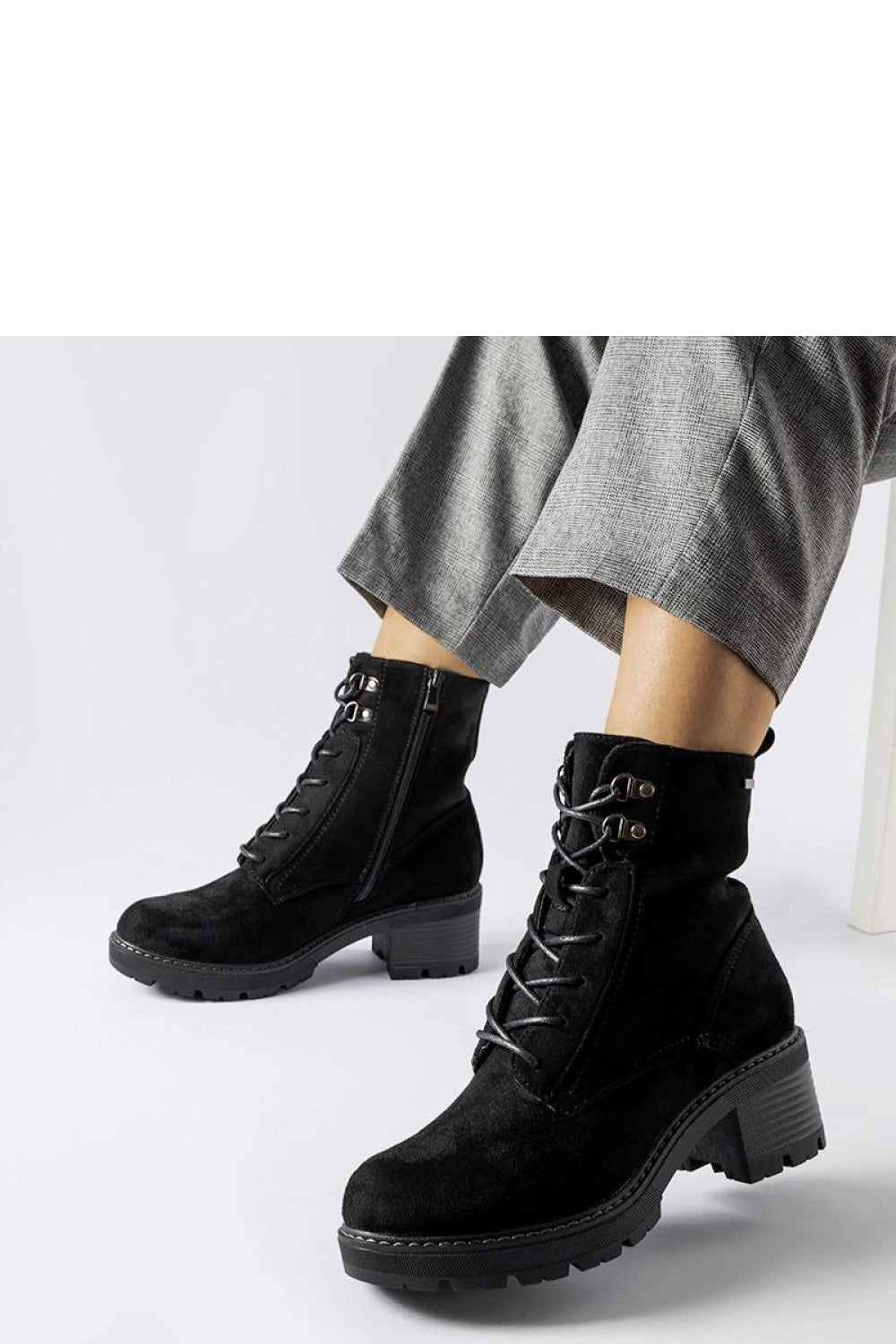 Stiefeletten mit Absatz model 205852 Solea