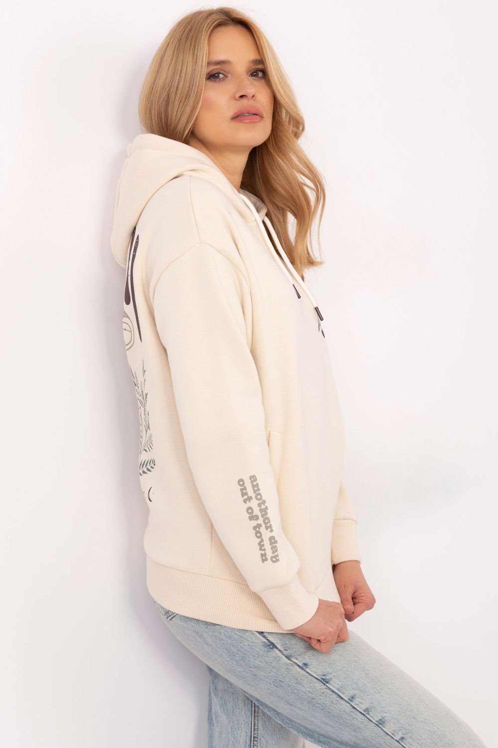 Sweater model 205930 Sublevel