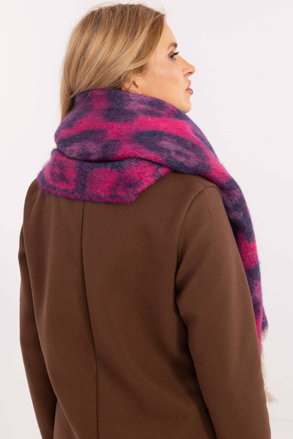 Scarf model 205963 AT