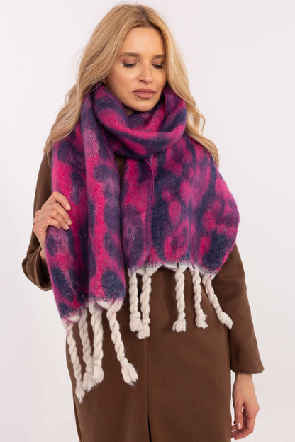 Scarf model 205963 AT