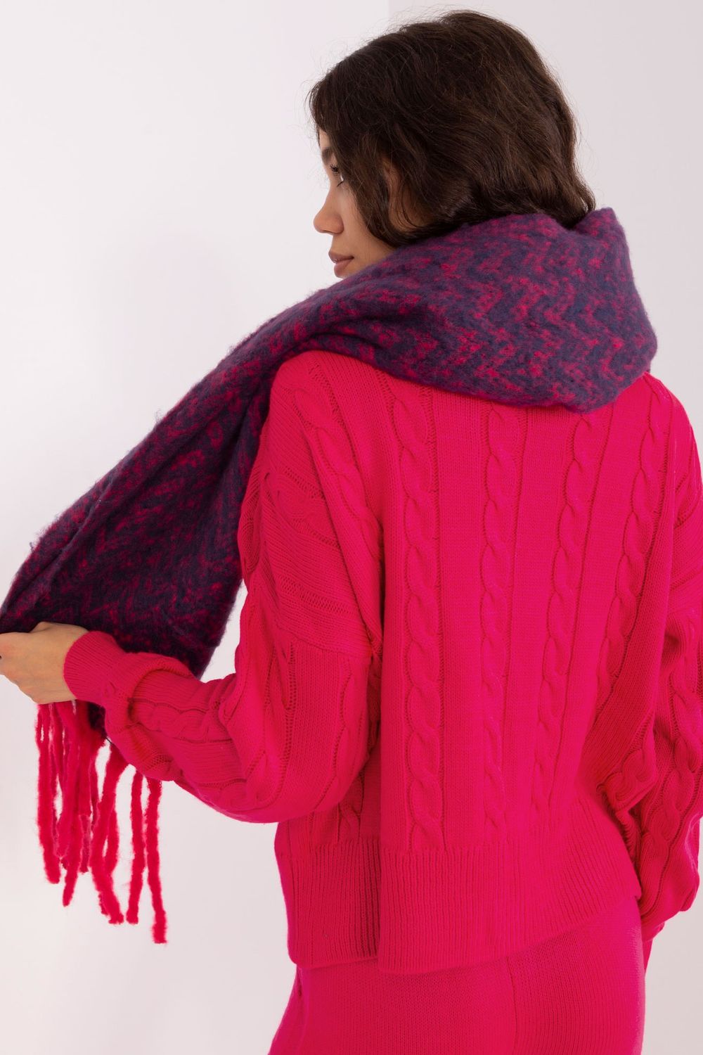 Scarf model 205971 AT