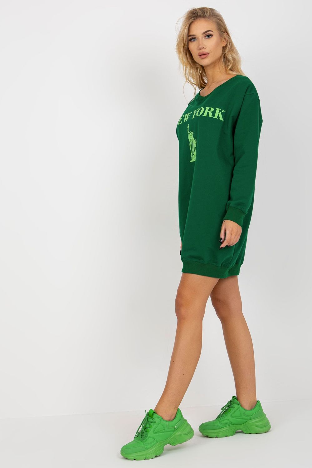 Sweater model 206024 Factory Price