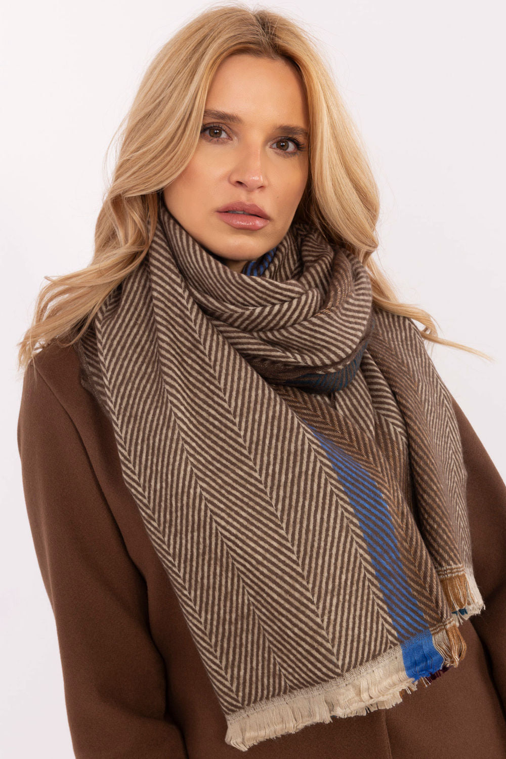 Scarf model 206038 AT