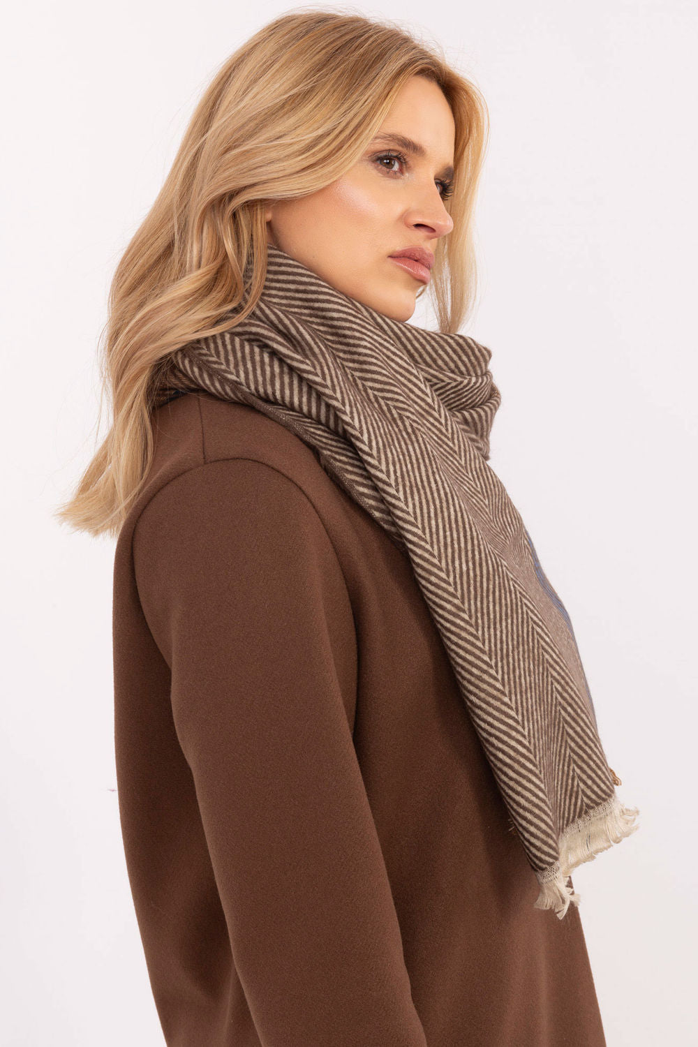Scarf model 206038 AT