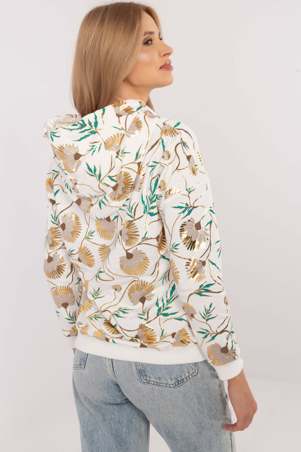 Sweater model 206049 Factory Price