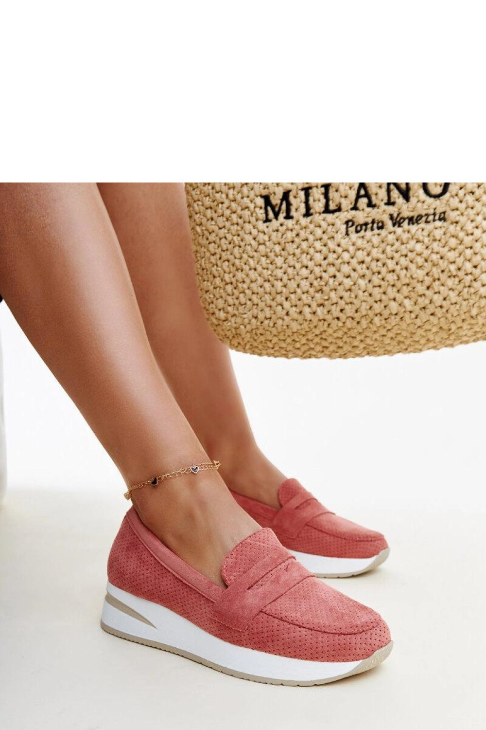 Low shoes model 206455 Solea