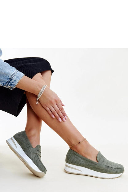 Low shoes model 206456 Solea
