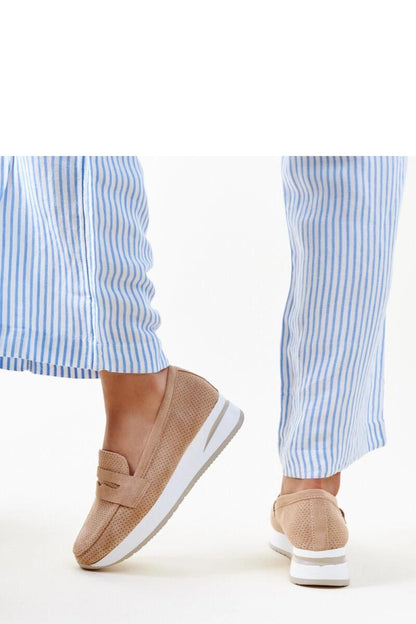 Low shoes model 206457 Solea