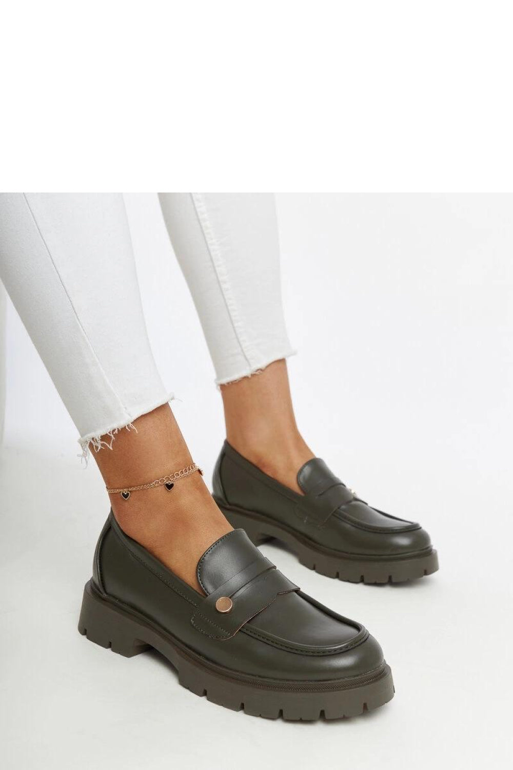 Low shoes model 206464 Solea