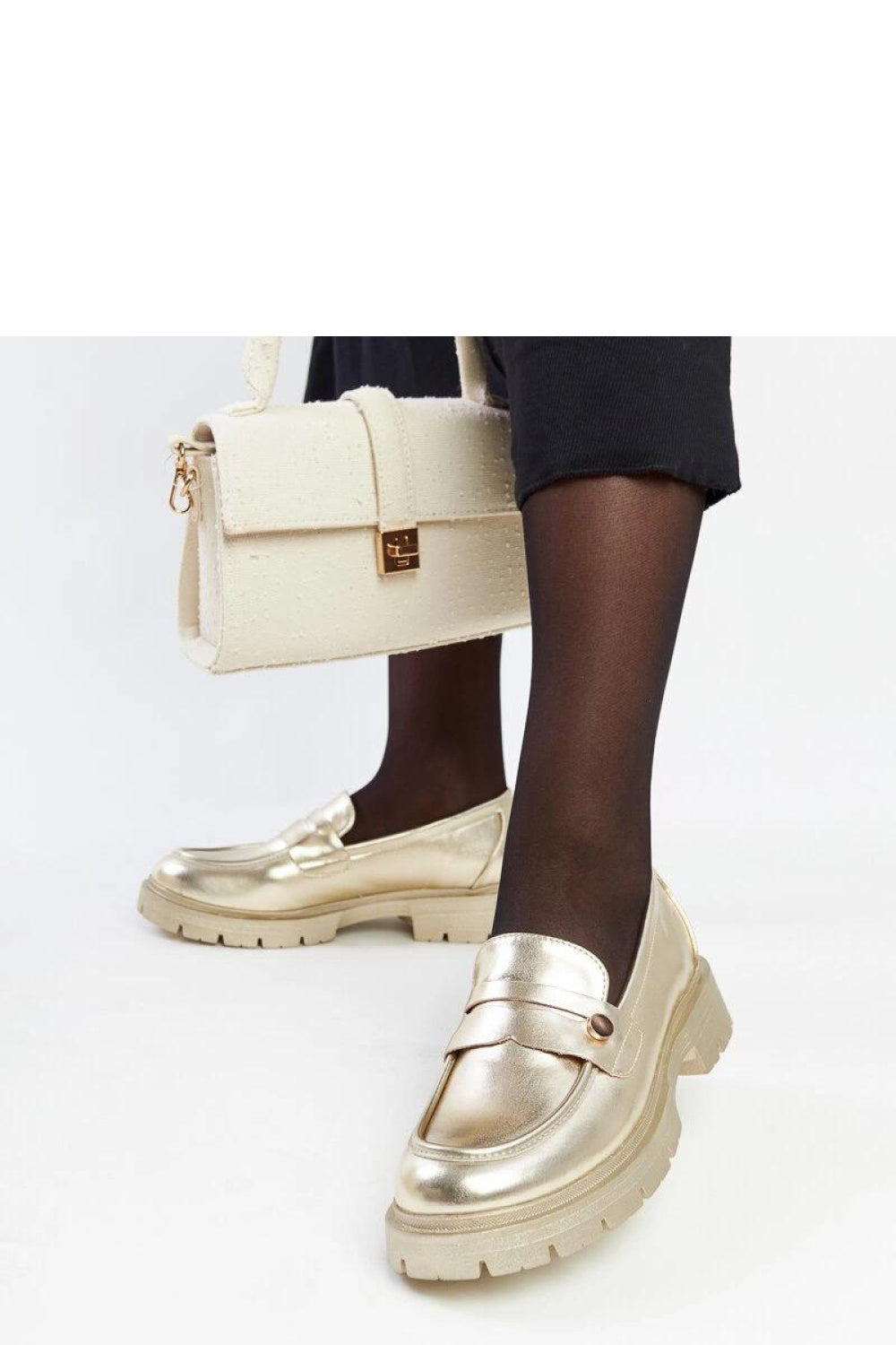 Low shoes model 206466 Solea