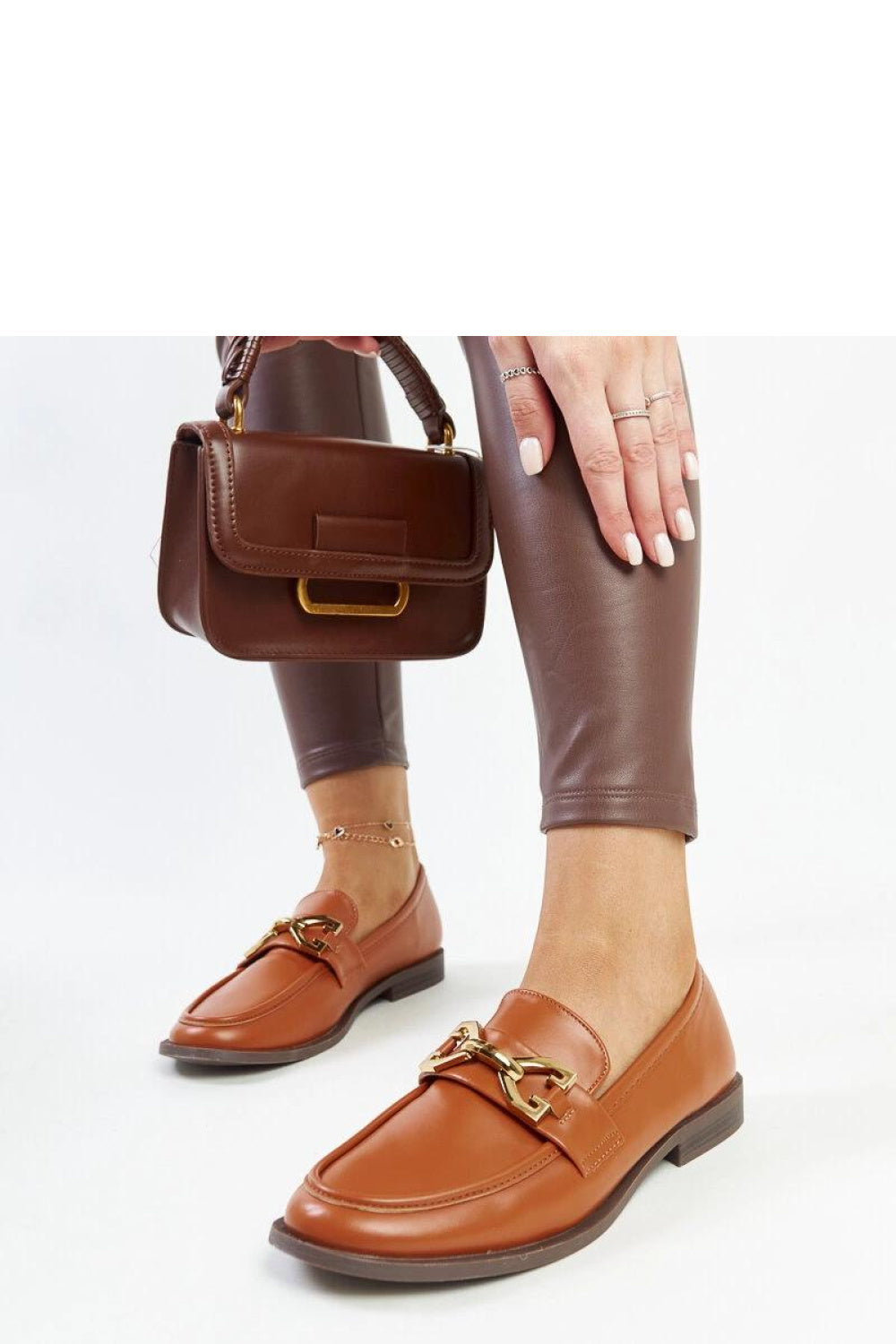 Low shoes model 206468 Solea