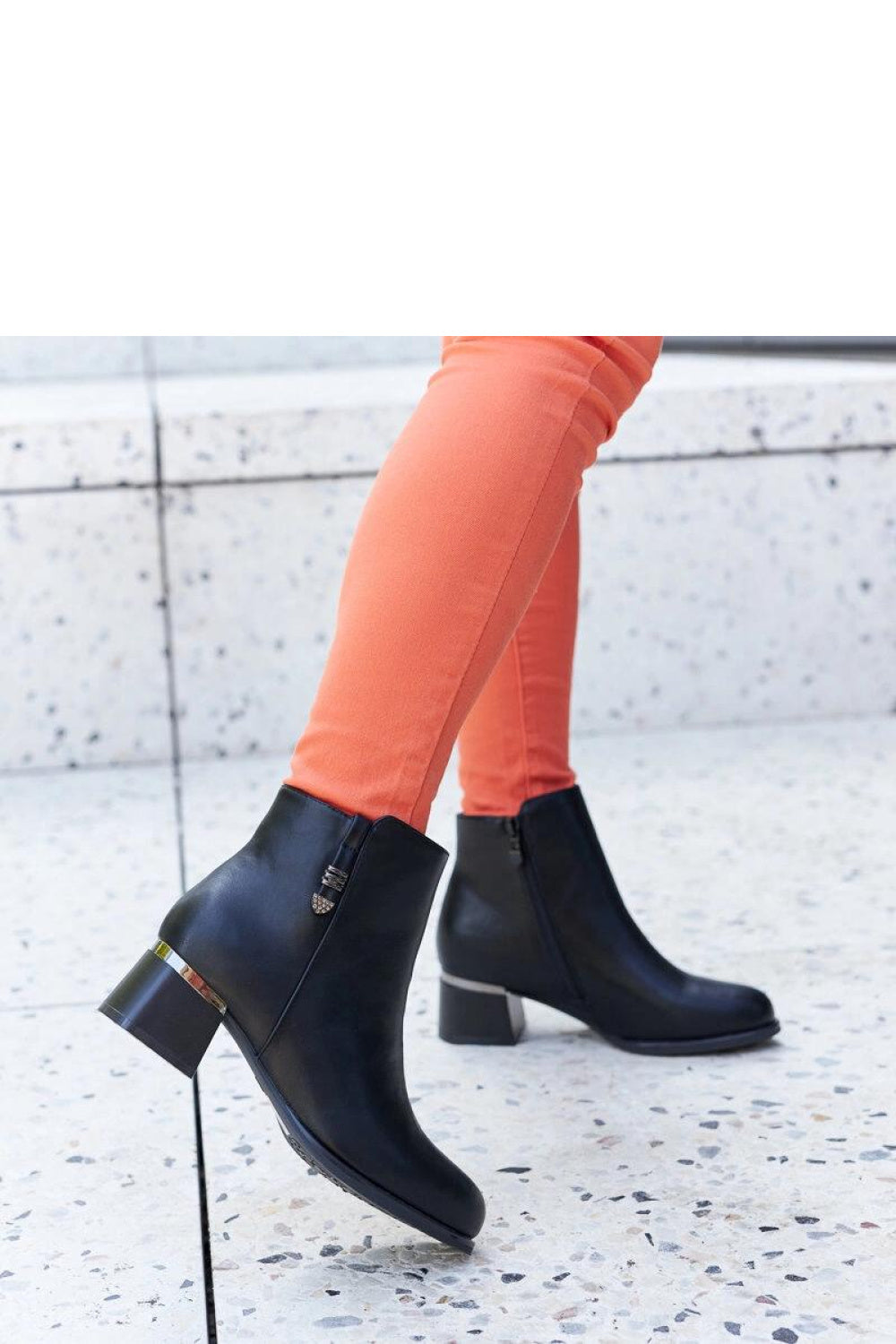 Ankle boots with heel model 206548 Solea