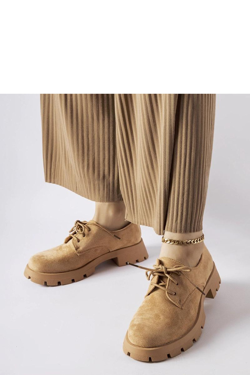 Low shoes model 206571 Solea