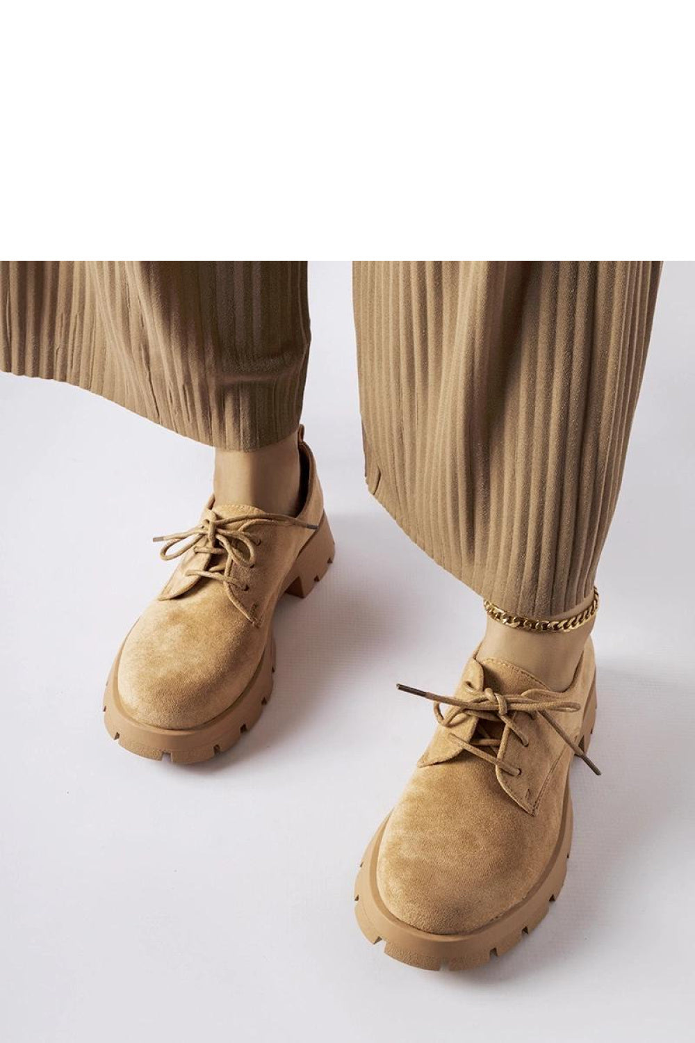 Low shoes model 206571 Solea