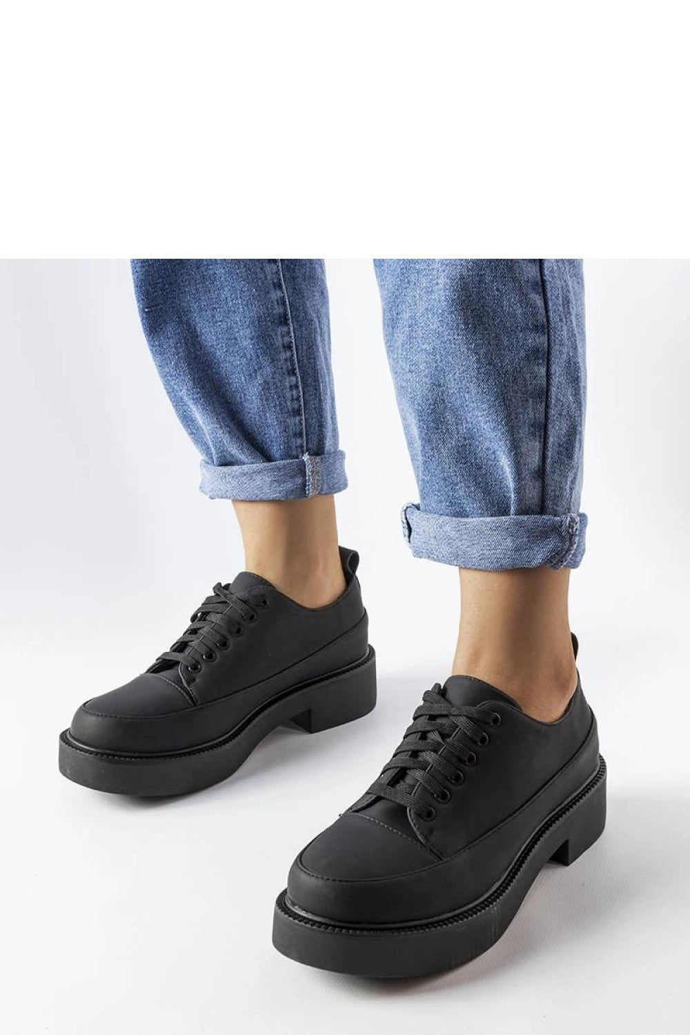 Low shoes model 207042 Solea