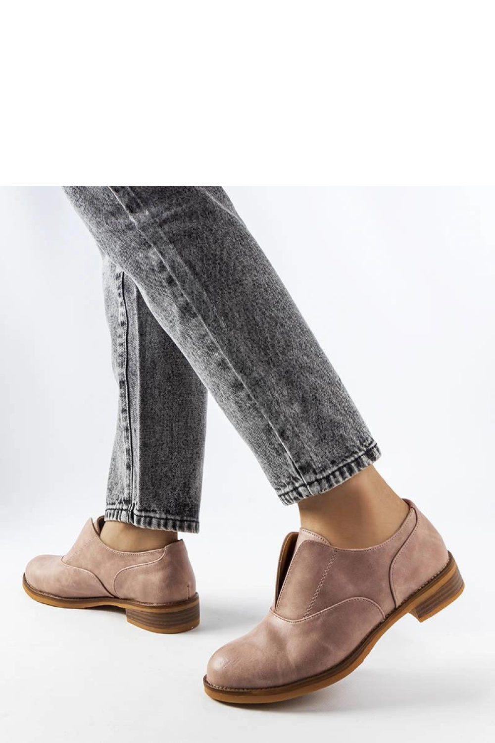 Low shoes model 207055 Solea