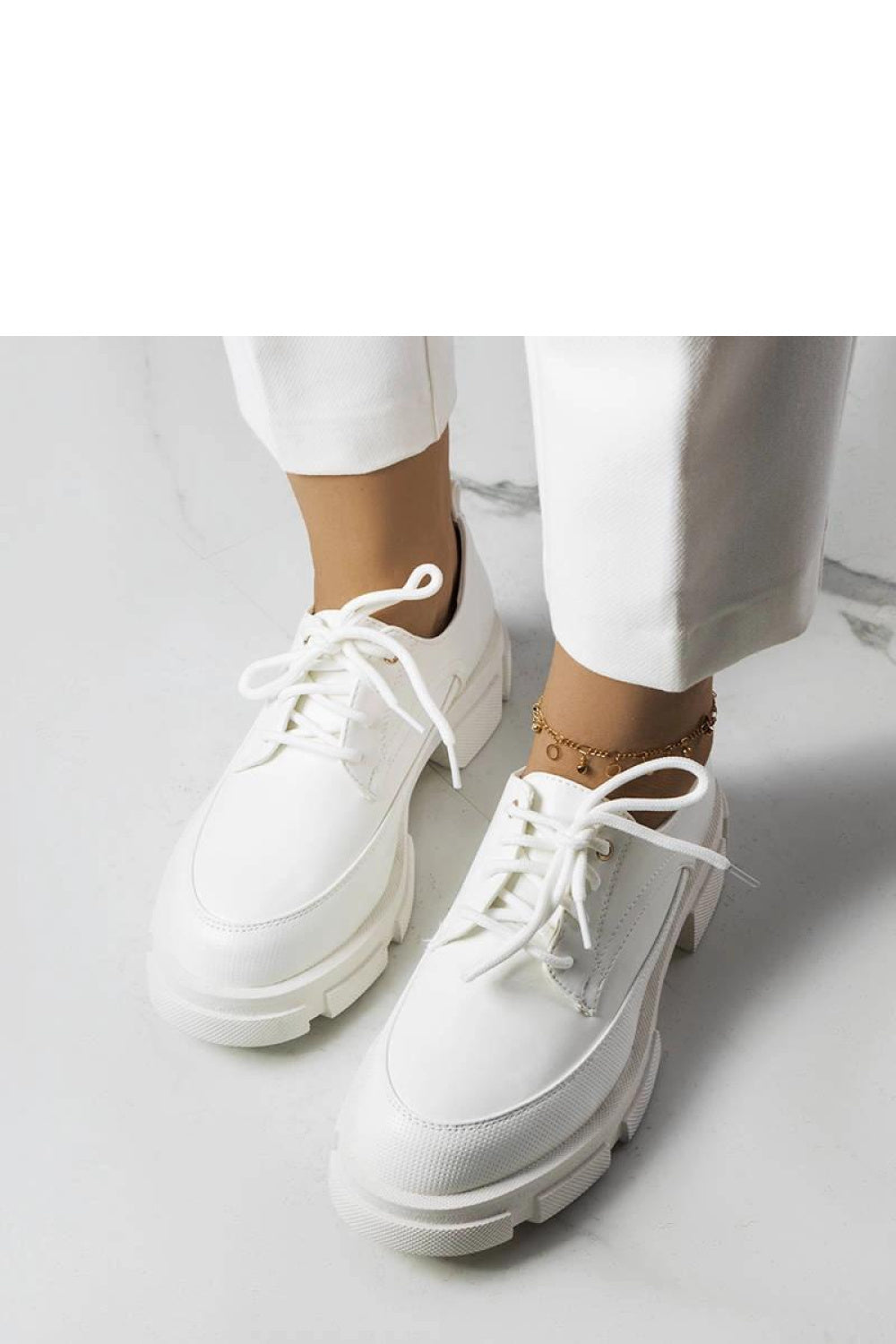 Low shoes model 207089 Solea