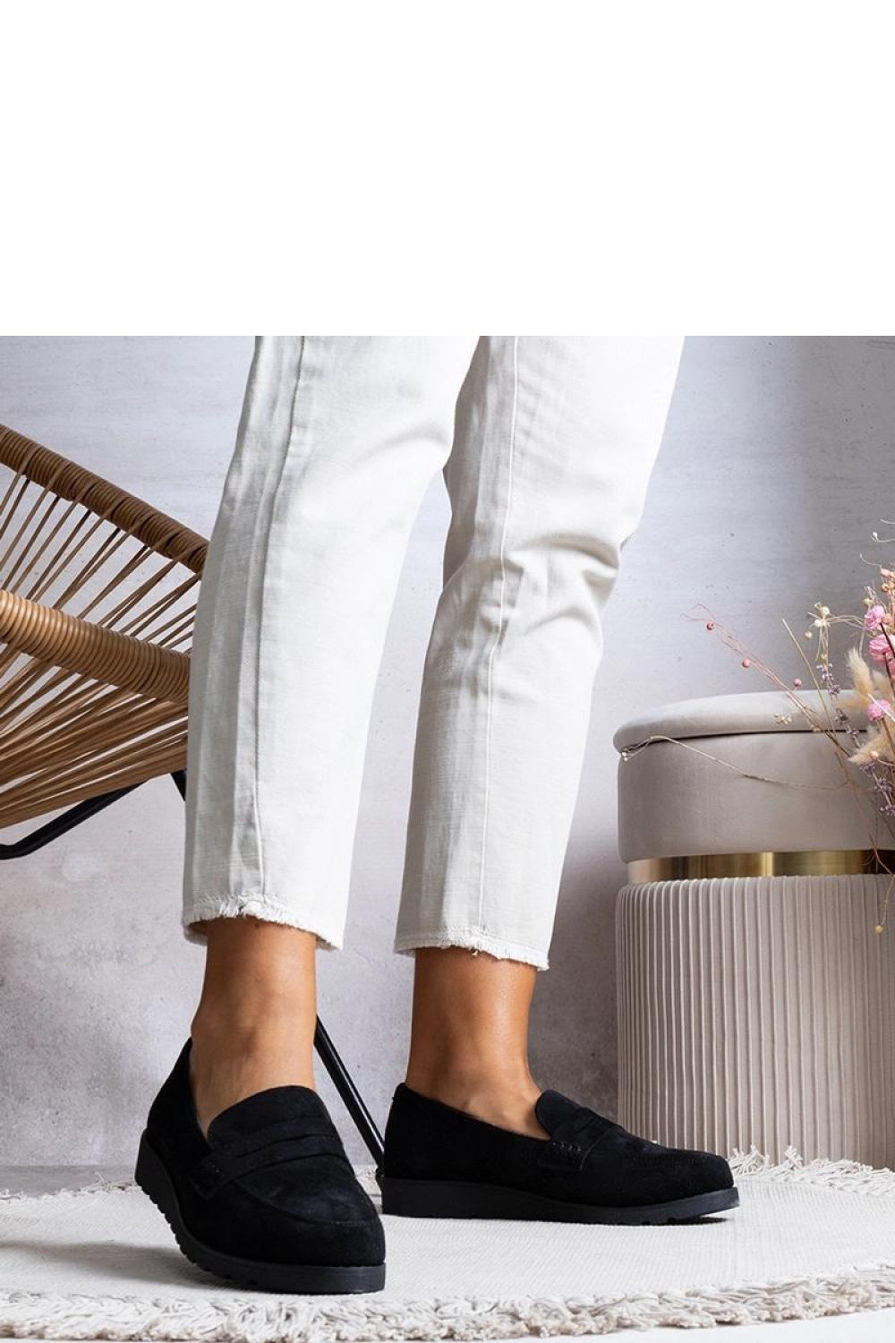 Low shoes model 207100 Solea