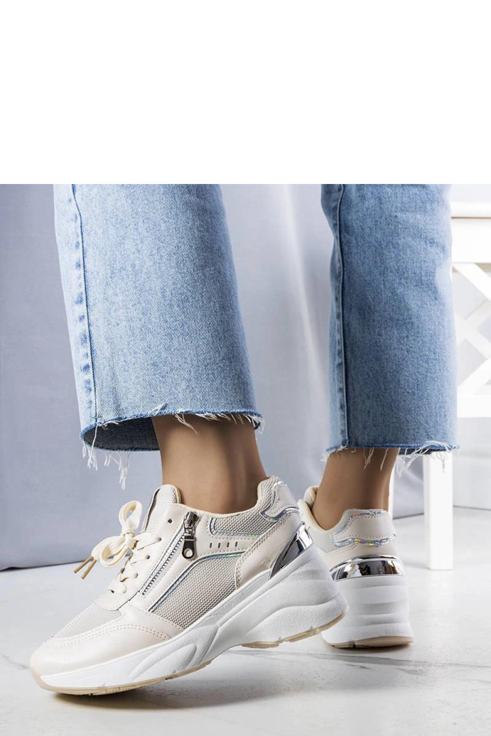 Sneakers model 207114 Solea