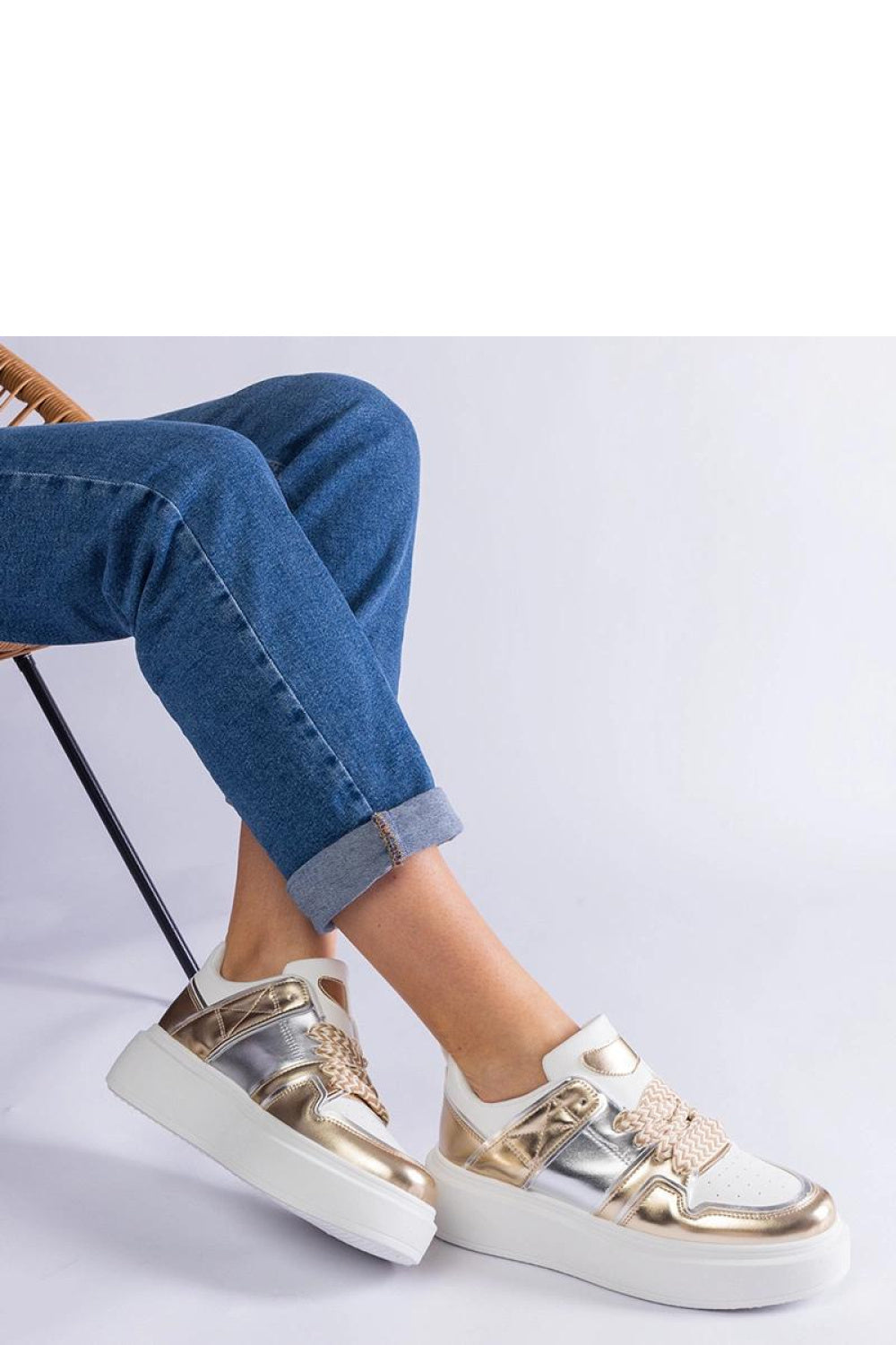 Sneakers model 207116 Solea